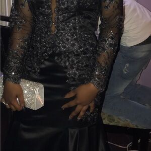 Elegant Black Lace Evening Gown